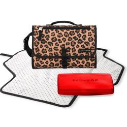 Bolsa Multiuso Con Cambiador Para Bebé Leopardo - Skip Hop