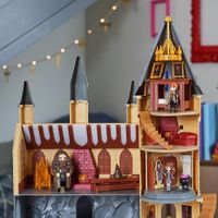 Harry-Potter-Hogwart-s-Castle---Wizarding-World