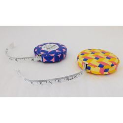 Cinta Métrica con Estuche Diseños Surtidos - Dm Merchandising