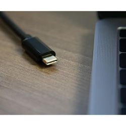 Cable con Conector Usb Tipo-C Macho a Hdmi Macho 1.8 M - Xtech