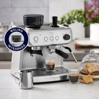 Cafetera Espresso con Molino Plateada de 12 Tzas - Oster