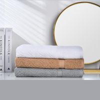 Toalla de Baño Blanca 69X132 Cm - Viva