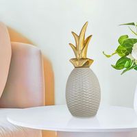 Piña-Decorativa-Beige-Y-Dorada-13.5x13.5x33.5-Cm---Concepts